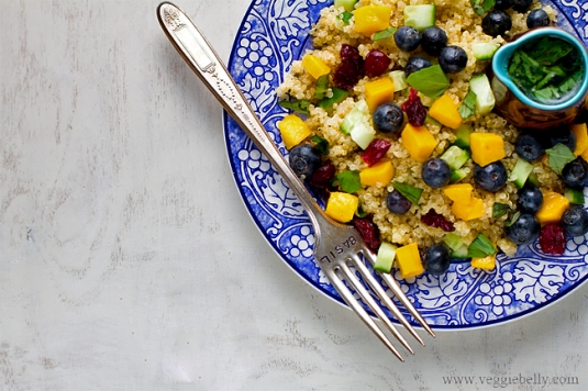 mango-blueberry-quinoa-salad-lemon-basil-dressing-recipe4